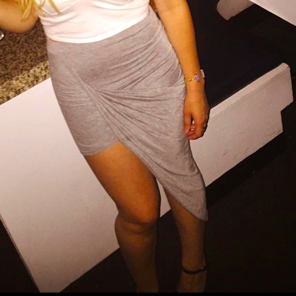 Gray twist front skirt
